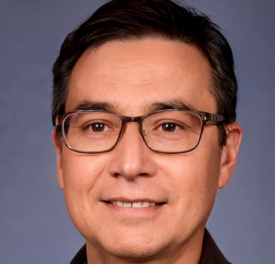 Портрет Арслана Жумабаева, ведущего тренера по управленческим навыкам